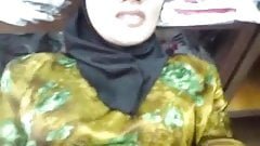wife, while store is open